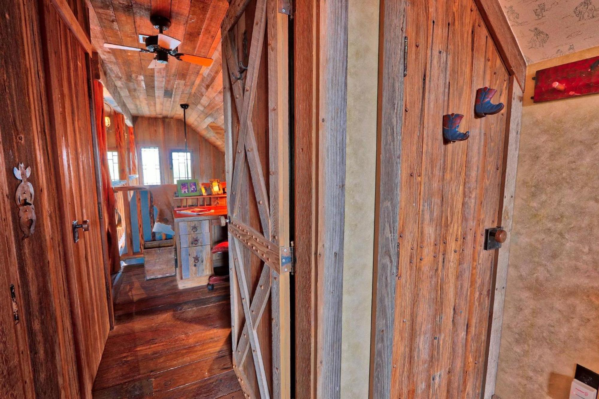 Log Cabin At Old Glory Ranch Уимбърли Екстериор снимка
